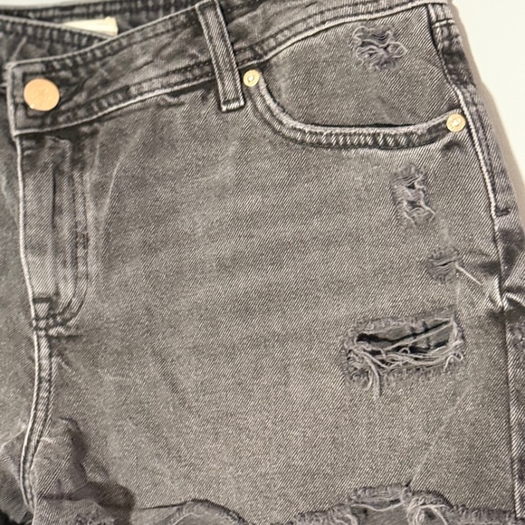 River Island Black Distressed Jean Shorts - Size 12 - Picture 2 of 10